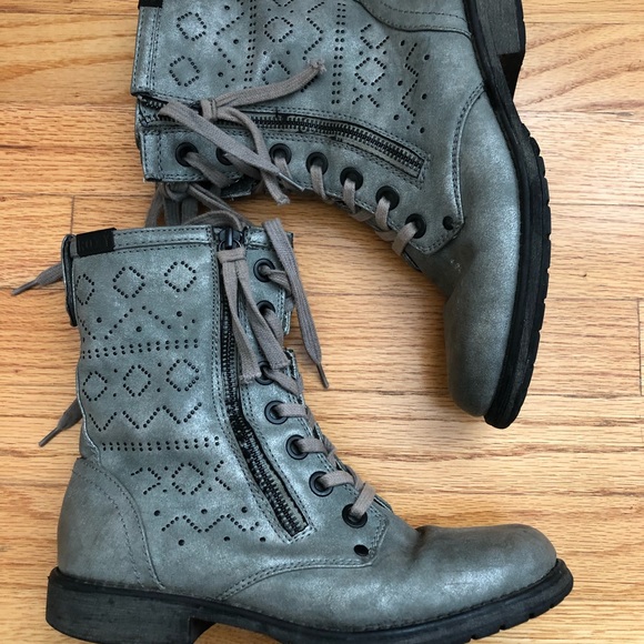 Roxy Silver Grey Lace Up Combat Moto Boots - Picture 2 of 6